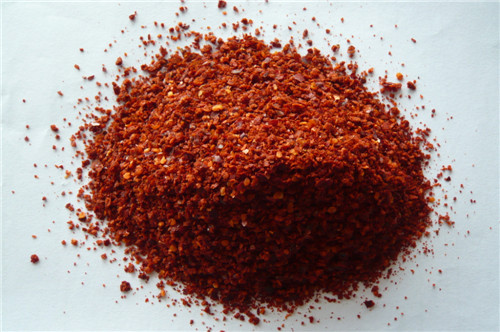 Dehydrated red bell pepper granules