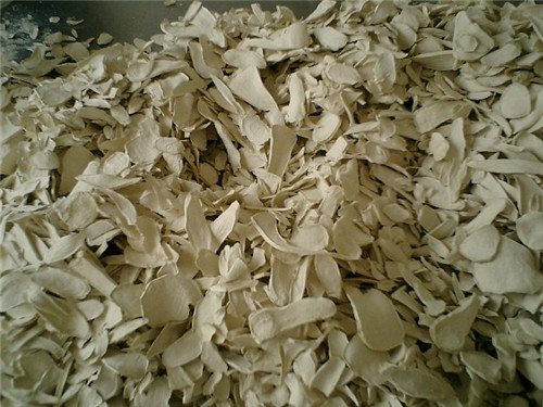 Dehydrated Horseradish Flakes-Hand Peeled